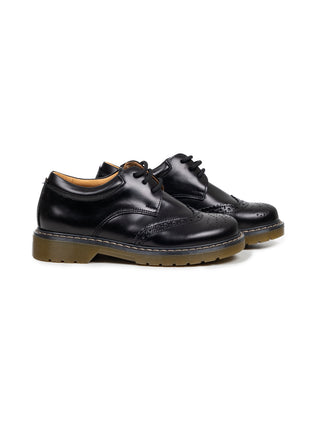 Halbschuhe aus Lackleder - Schwarz