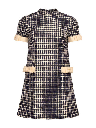 Kurzes Kleid aus Boucle