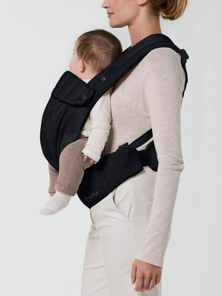 Coya Carrier Bouclé Babytrage - Stone Black/Bouclé