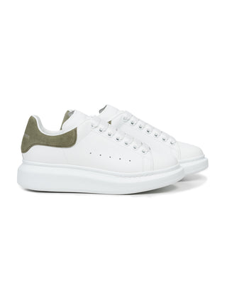 Sneaker mit Oversized-Sohle Grün