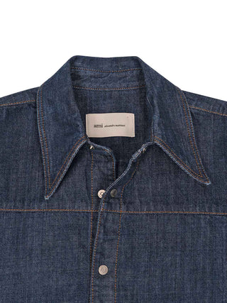 Hemd mit spitzem Kragen aus raw Indigo-Denim