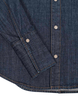 Hemd mit spitzem Kragen aus raw Indigo-Denim