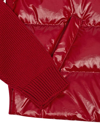 Wattierte Strickjacke mit Reißverschluss in Rot