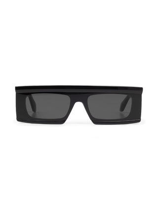 Breite Sonnenbrille in Schwarz