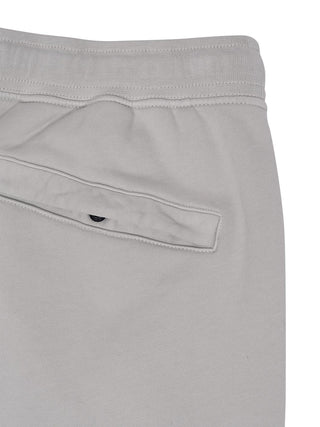 Shorts mit Logo-Patch