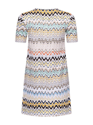 Kurzes Kleid im Zick-Zack-Muster