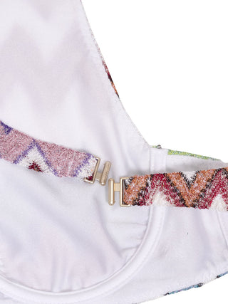 Bikini im Zick-Zack-Muster