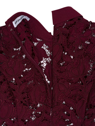 Burgunderfarbenes Spitzen-Minikleid